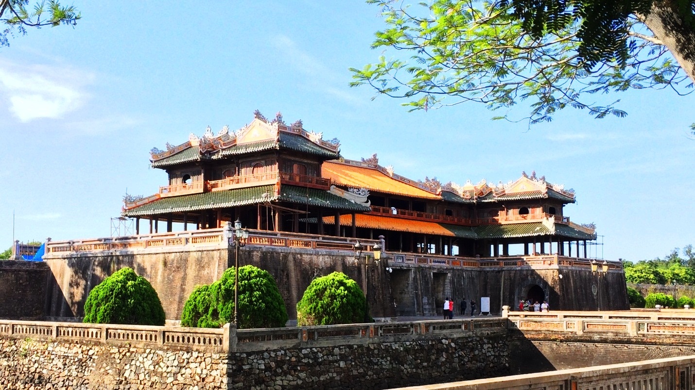 HUẾ - ĐÀ NẴNG - BÀ NÀ HILL - HỘI AN