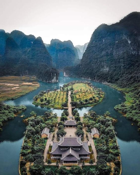 HÀ NỘI - YÊN TỬ - NINH BÌNH - HẠ LONG